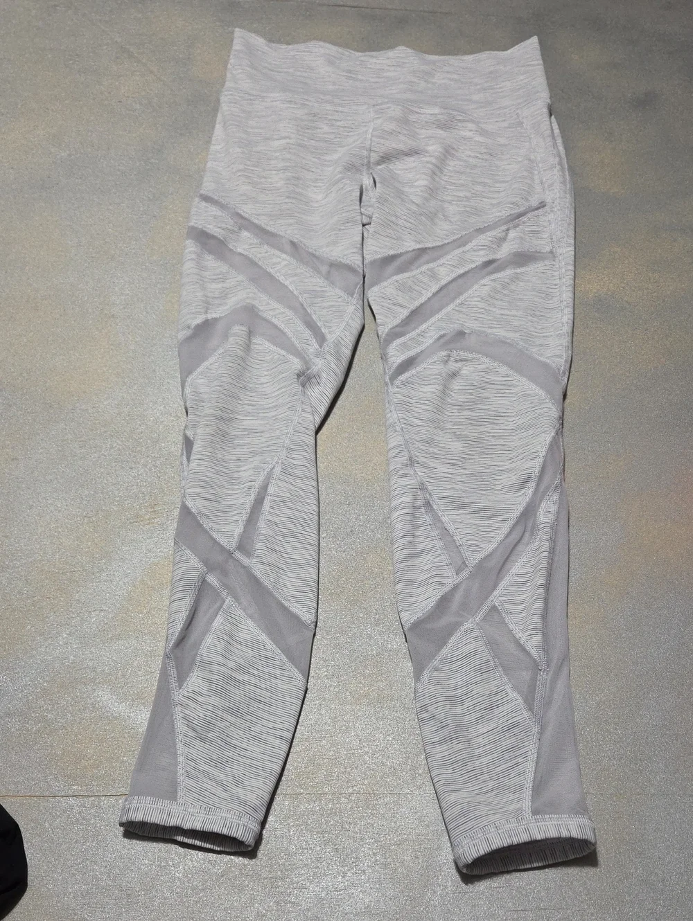 lululemon athletica Light Gray Heather Mesh-Panel Leggings